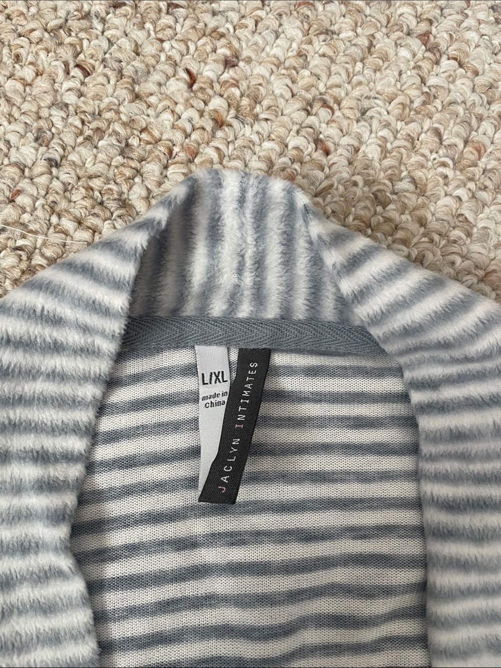 Women's Striped Soft Robe - Picture 4 of 5